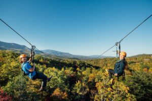 couple on smoky mountains zipline tour