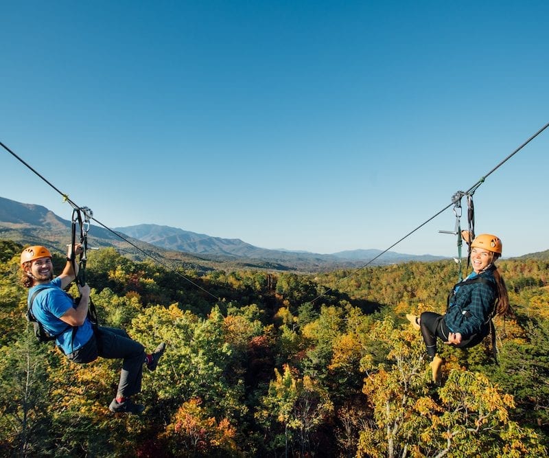 couple on smoky mountains zipline tour