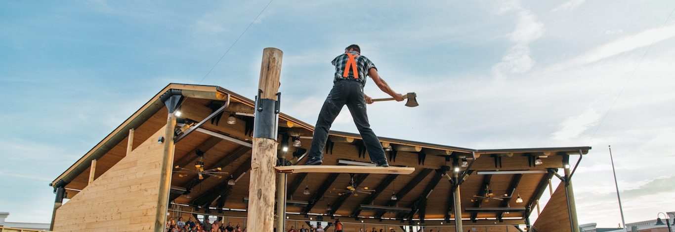 Top 4 Things You Need to Know About Visiting the Lumberjack Feud in Pigeon Forge