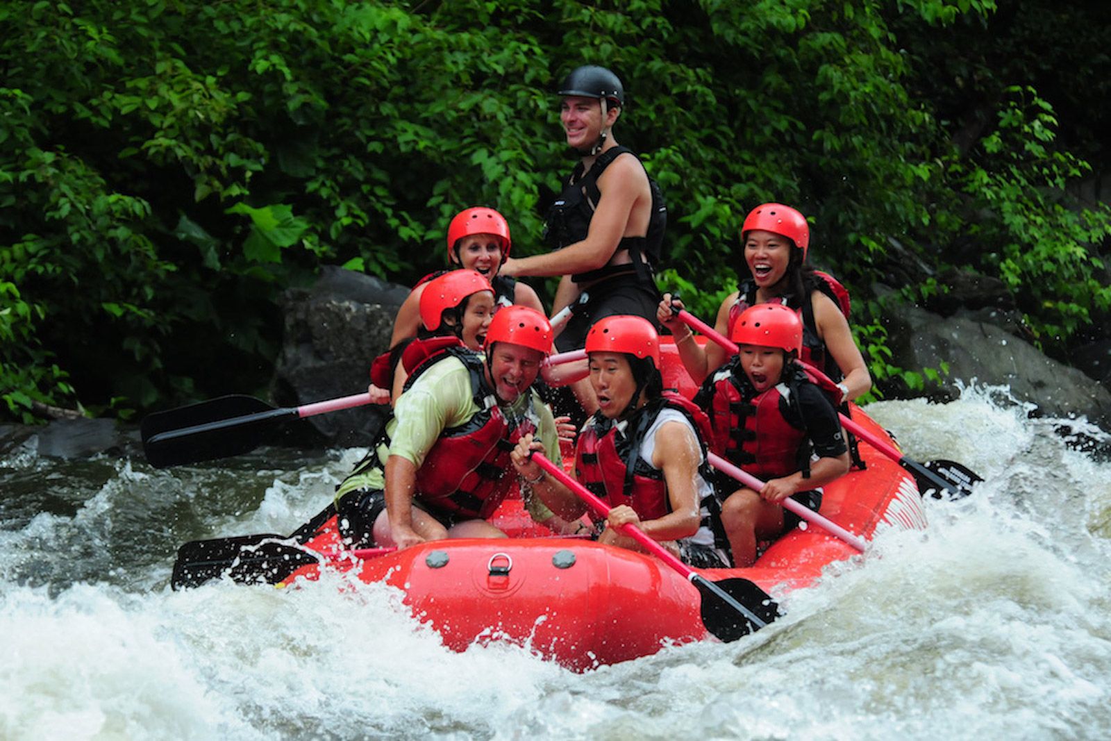 4 Reasons to Book Our Adventure Package for Rafting in the Smoky Mountains